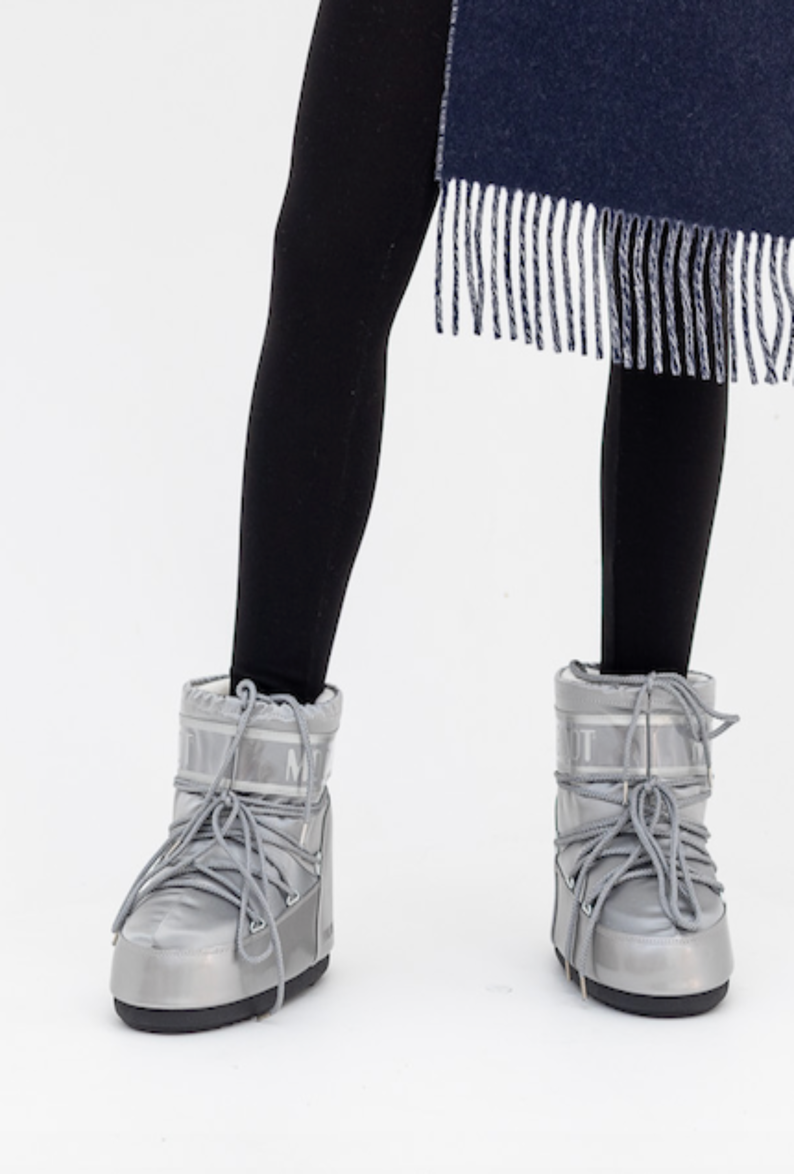 Moon top boots shop